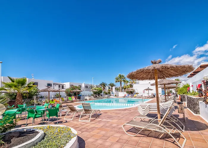 Livvo Oasis * Puerto del Carmen (Lanzarote)