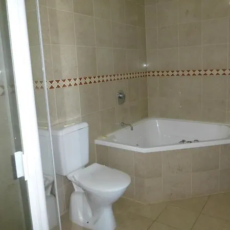 Livvo Oasis Apartman *