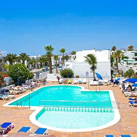 Livvo Oasis * Puerto del Carmen (Lanzarote)