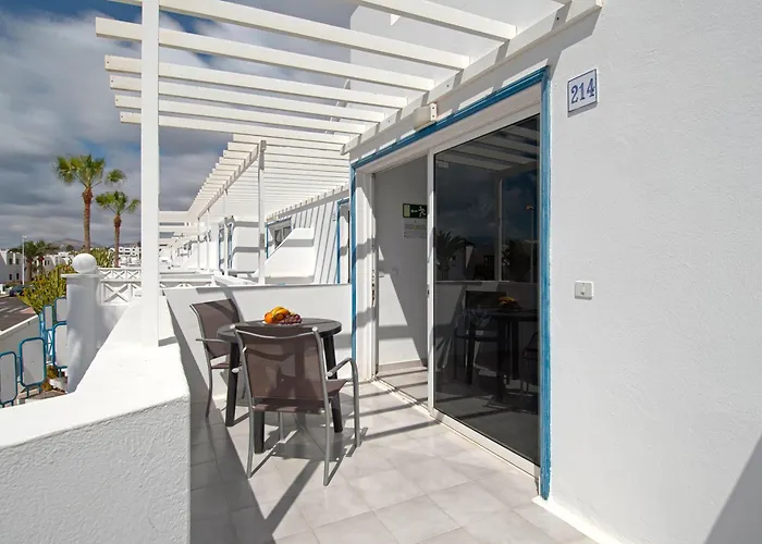 Livvo Oasis * Puerto del Carmen (Lanzarote)