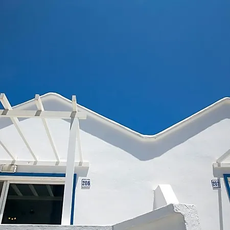 Livvo Oasis Apartmán *