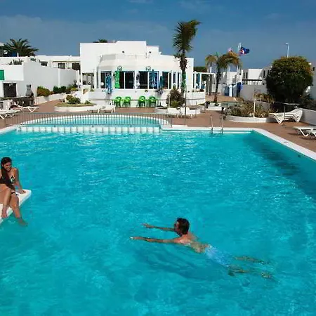 Livvo Oasis Apartmán *